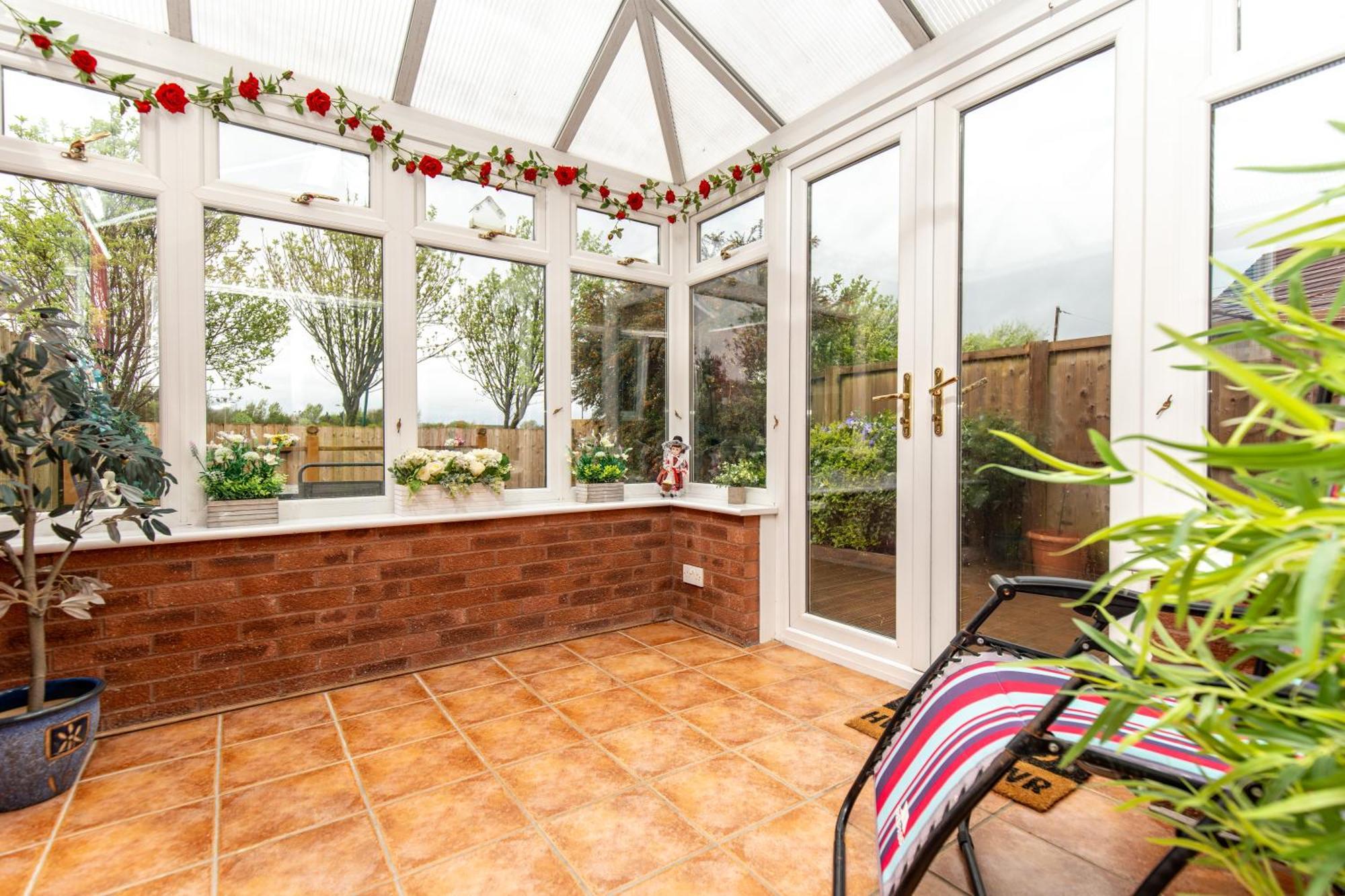 Comfortable And Spacious Superb Holiday Home In Llanelli, Dog Friendly 외부 사진